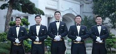 亚洲男子天团,闪耀舞台，引领潮流的青春力量