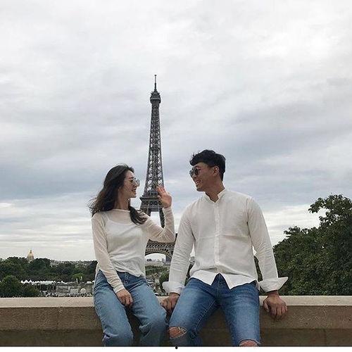 亚洲情侣,浪漫邂逅，共谱爱恋传奇